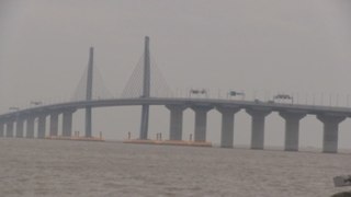 China dice que el mayor puente del mundo respeta el ambiente y será rentable