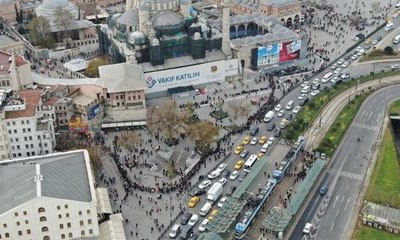 Yüzlerce metrelik "umut kuyruğu"