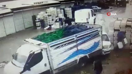 Feci kazadan saniyelerle kurtuluş kamerada