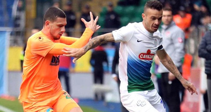 Çaykur Rizespor, Aytemiz Alanyaspor'la 1-1 Berabere Kaldı
