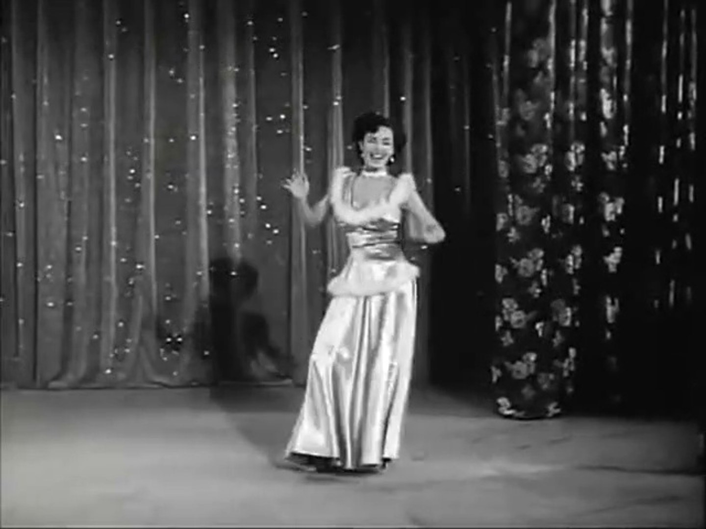Watch burlesque online dailymotion hotsell