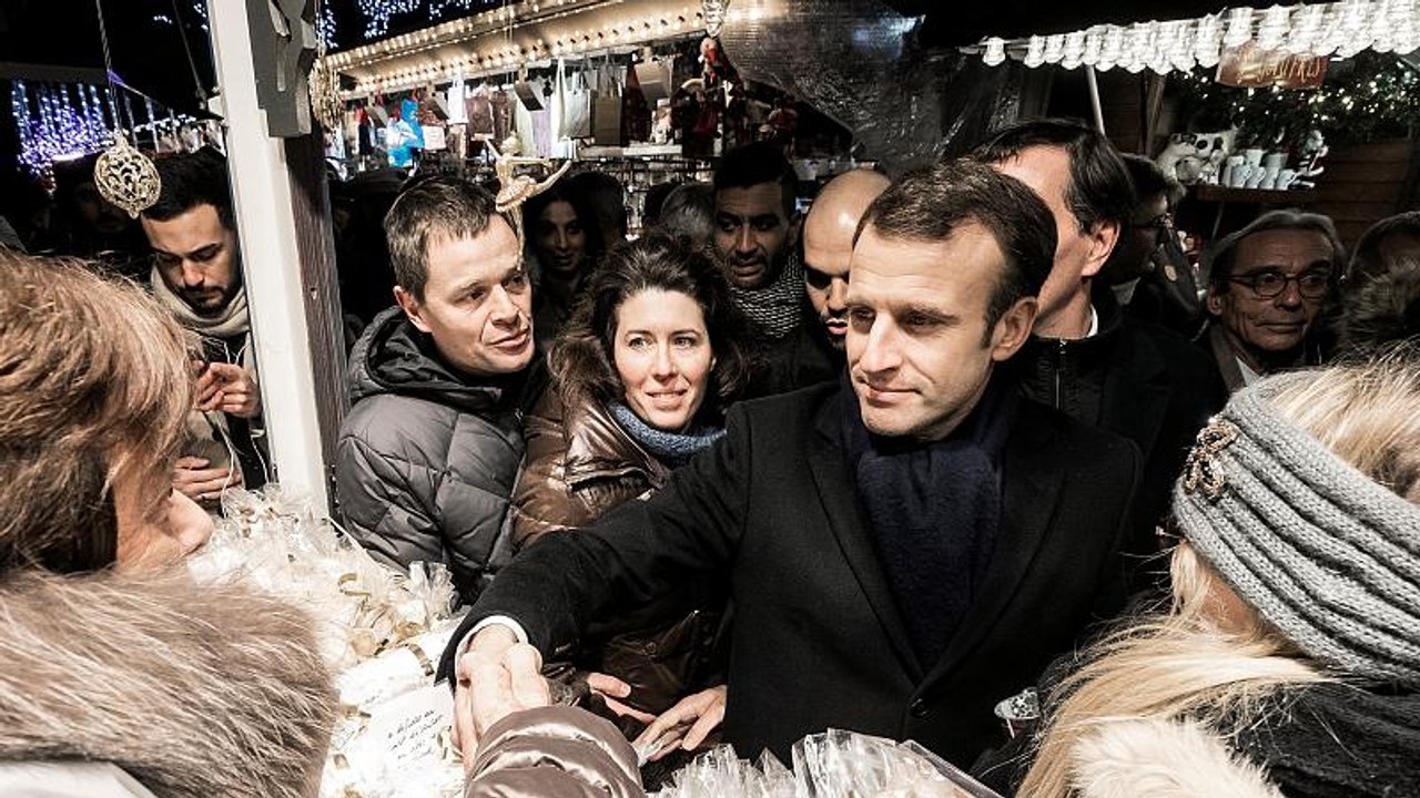 French president pays homage to Strasbourg victims