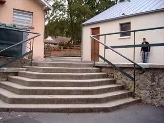 Gautier flip 7 marches et mort  subite