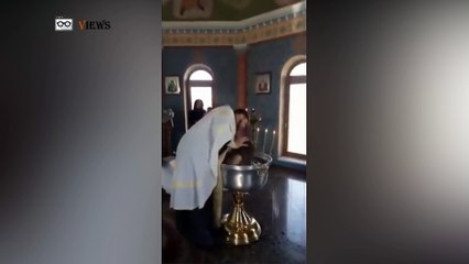 Padre quase afoga criança em batismo por achar que ela estava possuída