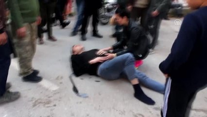 Motosiklet Yayalara Çarptı: 4 Yaralı