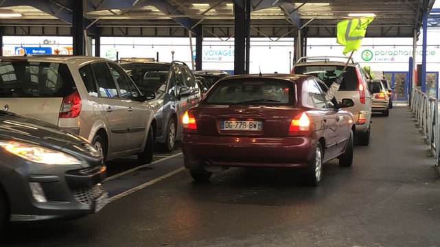 Les Gilets jaunes s’invitent dans les supermarchés