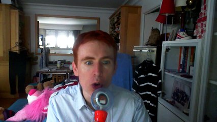 Wiwi égratigne "les vieux de mon âge" d'Hugo TSR