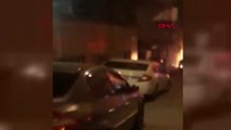İstanbul Bahçelievler'de Park Halindeki Otomobil Alev Alev Yandı
