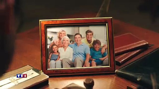 Le passage de relais entre Jean-Pierre Foucault et Camille Combal pour Qui veut gagner des millions