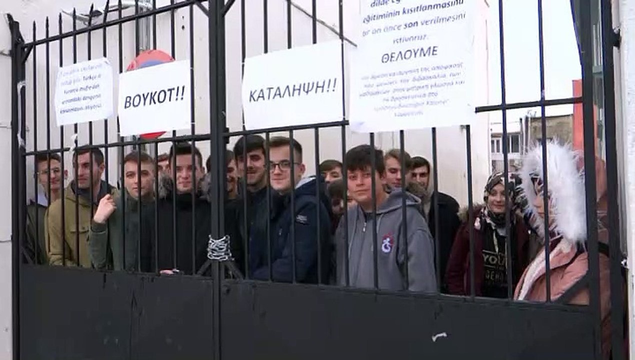 GUMULCINE MEDRESEDE SURESIZ BOYKOT