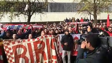La Afición del Sevilla Canta el Himno durante la Manifestación contra la Venta Accionarial