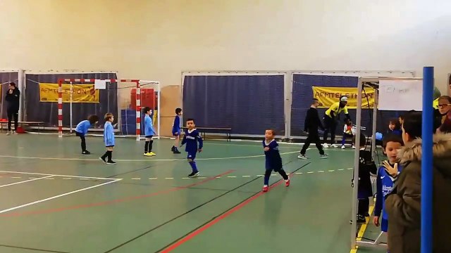 LES U6/U7 AU TOURNOI EN SALLE DE RIVERY