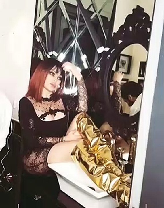 كواليس أحدث جلسة تصويرية للفنانة  هيفاء وهبي.