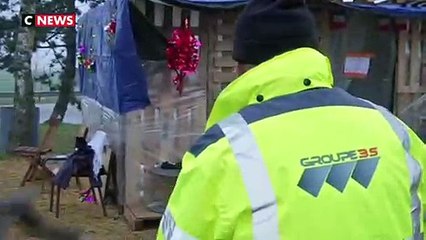 Des gilets jaunes prêts à passer Noël sur les points de blocage