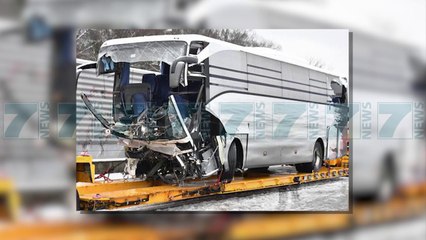 AKSIDENTOHEN DY AUTOBUSE, 4 TE VDEKUR E DHJETERA TE PLAGOSUR - News, Lajme - Kanali 7