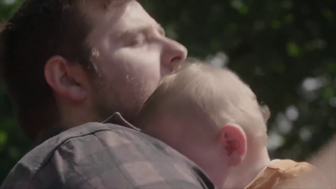 TomSka - Quand le bébé pleure VOSTFR