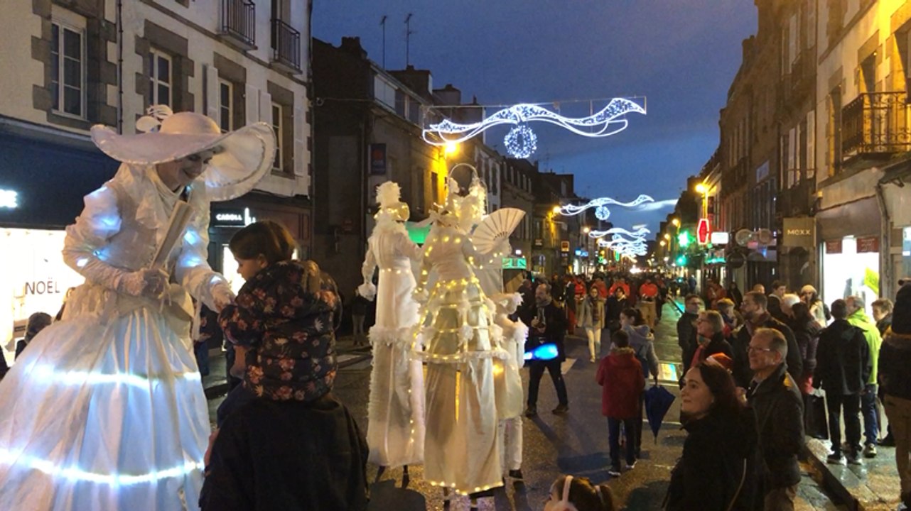 Enfin du monde sur le marché de Noël