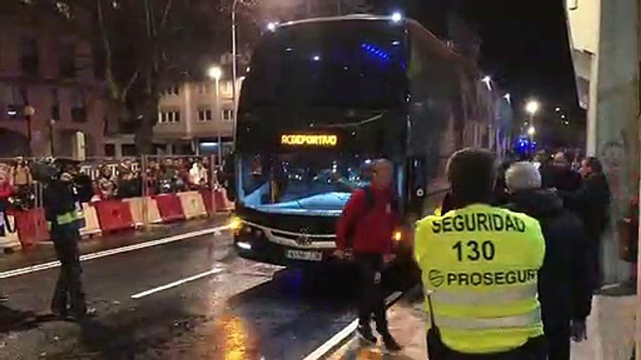 Deportivo-Zaragoza: Llegada del Deportivo a Riazor