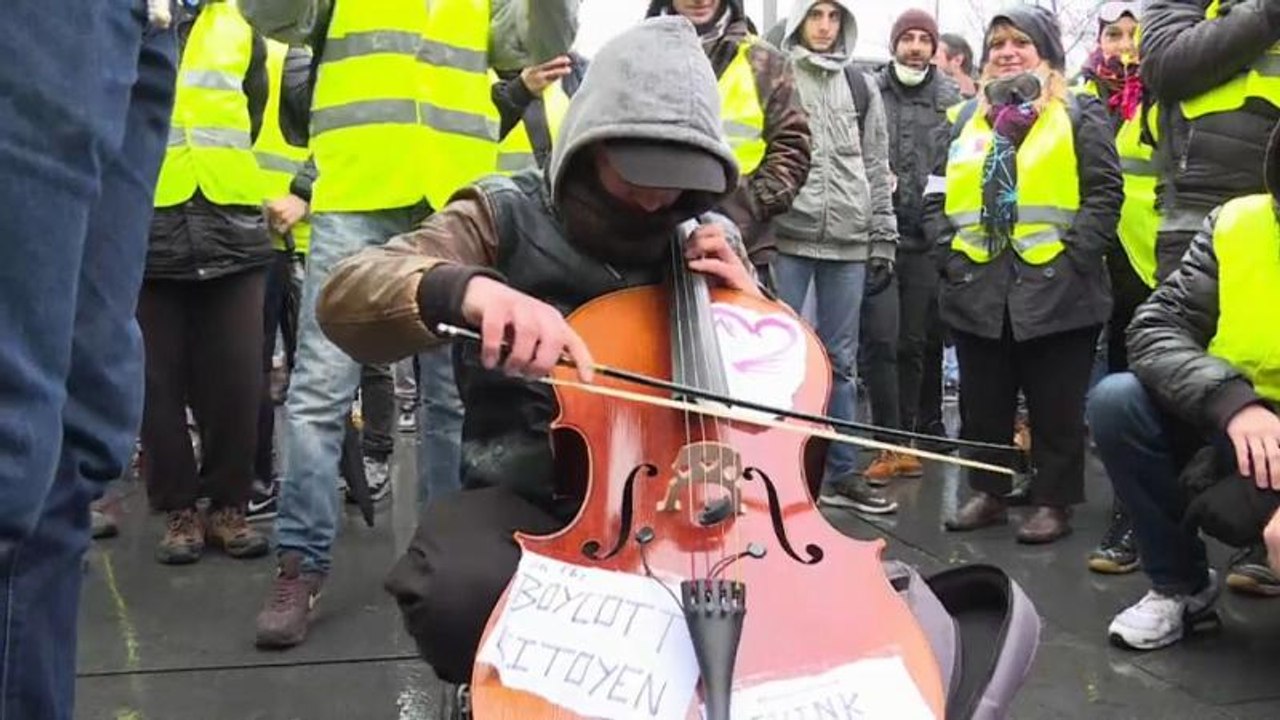 Mehr Polizisten als Gelbwesten: Frankreichs Bewegung vor möglichem Ende