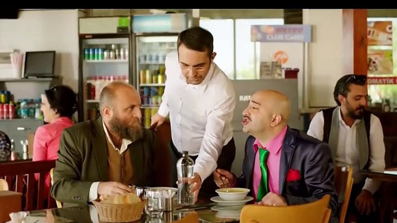 OFLU HOCA HER GÜN AYNI PLAK DİNLENİR Mİ