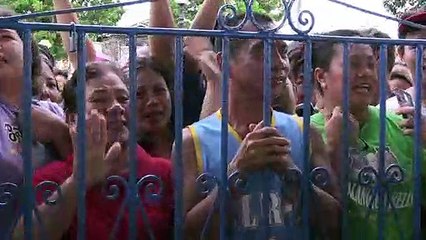 Joy as US-seized bells return to Philippine church