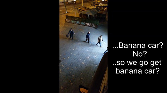 Cet homme veut une banana car !