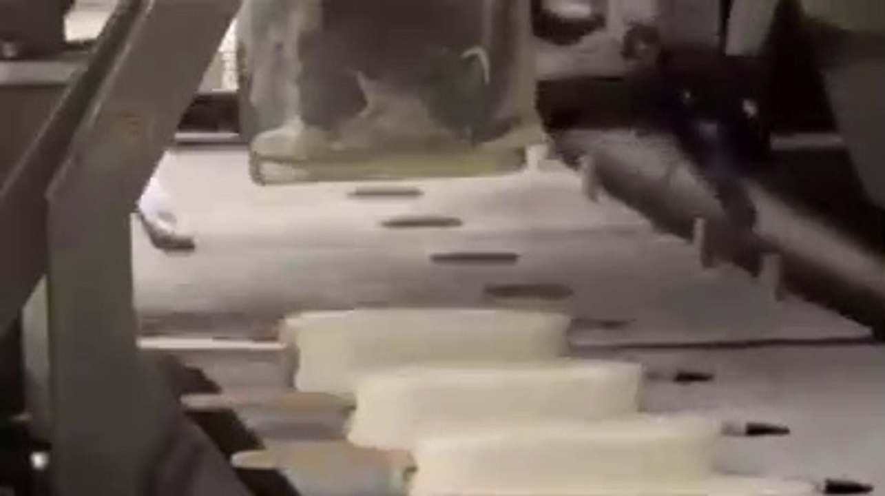 ICE CREAM making