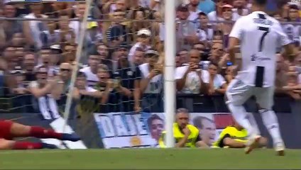 Cristiano Ronaldo Debut for Juventus - Highlights & Goal 2018 -