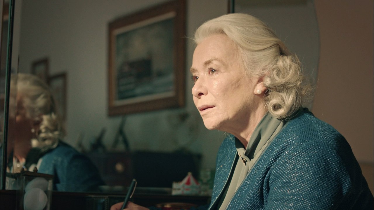 İstanbullu Gelin 66. Bölüm Alzheimer'lı Esma Boran