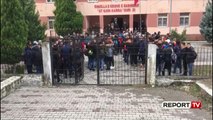 Report TV - ‘Nuk ka kushte / Nxënësit e shkollës Guri i Zi në Shkodër bojkot mësimit
