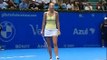 Tennis - Caroline Wozniacki imite Serena Williams, c'est plutôt ressemblant ?