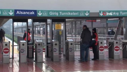 İzban İşçileri 8 Gündür Grevde