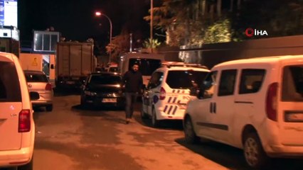 Holdingin bahçe duvarına bomba koyan 2 kişi gözaltına alındı