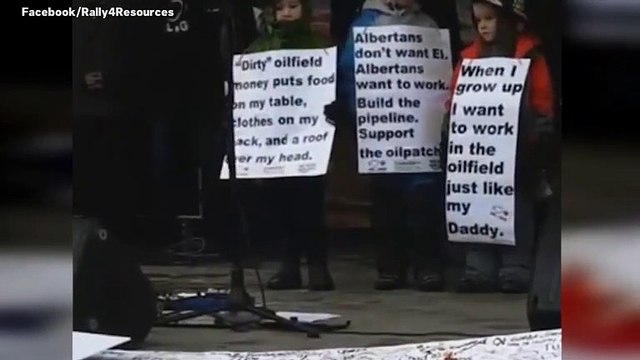'Build That Pipe:' Protesters Rally in Support of Oil Pipelines