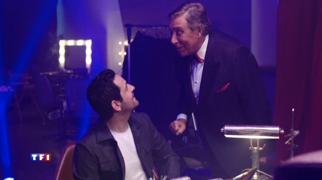 Qui veut gagner des millions : l'énorme sketch de Combal et Foucault - ZAPPING PEOPLE DU 17/12/2018