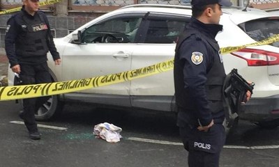 Gaziosmanpaşa'da cipe silahlı saldırı