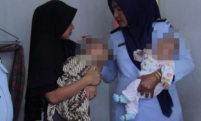Tinggal di Rutan, Bayi Kembar Tiga Sakit