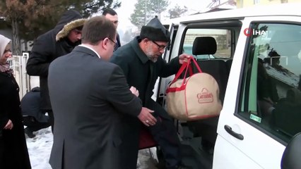 Hayırseverler Crohn Hastası Gencin Dramına Duyarsız Kalmadı