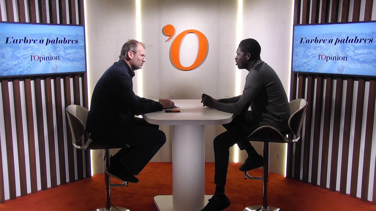 «Les Gilets jaunes sont une source d'inspiration pour les mouvements citoyens en Afrique», selon le rappeur Monza