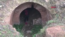 Bursa 2 Bin 500 Yıllık Yer Altı Mezarını Delik Deşik Ettiler