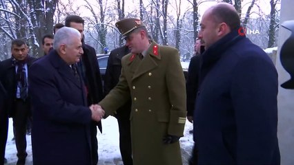 - TBMM Başkanı Yıldırım, Budapeşte'deki Türk Şehitliği'ni Ziyaret Etti