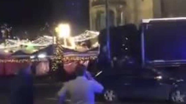 Berlin : un camion fonce sur un marché de Noël, plusieurs morts