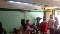 Cmei do Santa Cruz: Grupo de jovens passa a tarde em ação especial de Natal