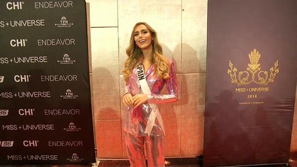 متحوّلة جنسياً تخطف لقباً تاريخياً في مسابقة جمال الكون