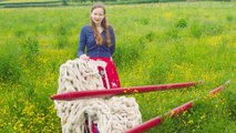 This Woman Knits with the Largest Knitting Needles in the World