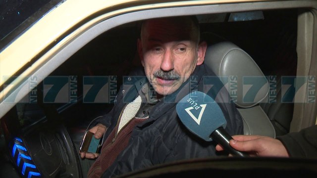 STUDENTET BLLOKOJNE TRAFIKUN TEK «ZOGU I ZI», KAOS NE GJITHE TIRANEN - News, Lajme - Kanali 7