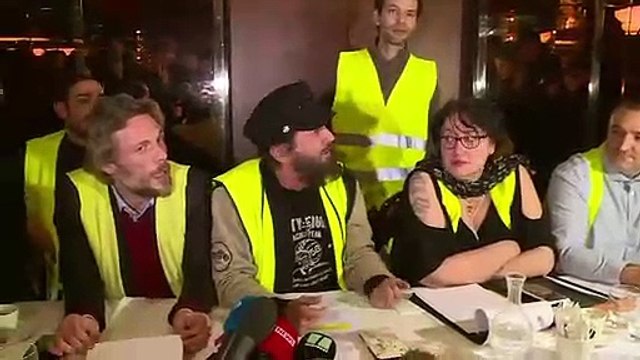 Européennes: rassemblement gilets jaunes avec Francis Lalanne