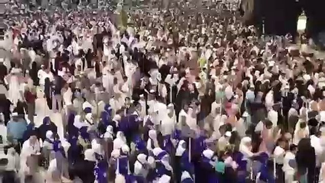 Apnay Malik Ka Naam Leker Bazam Ki ibtada Ker Raha Ho