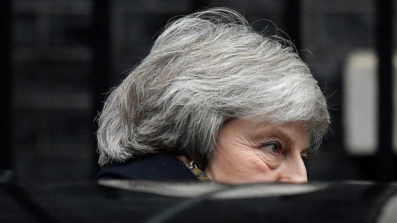 Labour-Chef kündigt Vertrauensabstimmung gegen May an