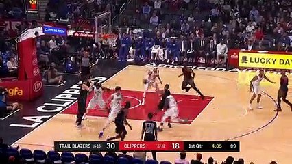 Nurkić - 7 asist. v LAC